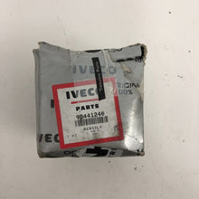 Load image into Gallery viewer, Genuine IVECO Bracket 98441240