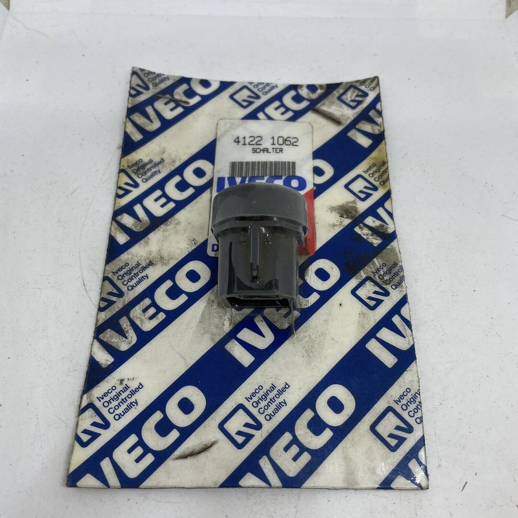 Genuine Iveco Plug 41221062