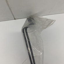 Load image into Gallery viewer, GENUINE NEW RANGE ROVER EVOQUE AXLE BREATHER PIPE LR072062