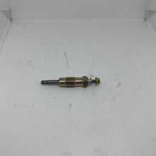 Load image into Gallery viewer, Genuine Renault Glow Plug 7701040208