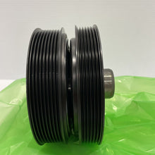 Load image into Gallery viewer, NEW LAND ROVER DISCOVERY V L462 CRANKSHAFT PULLEY LR124257 GENUINE