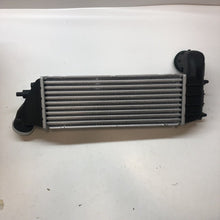 Load image into Gallery viewer, Genuine Peugeot 807 Citroen C8 Fiat Ulysse Phedra 2.0 2.2 Intercooler Charger