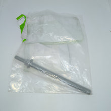 Load image into Gallery viewer, NEW GENUINE LAND ROVER M8X100 + M6X20 BOLT - LR082290