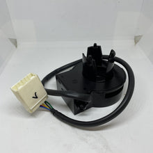 Load image into Gallery viewer, GENUINE SSANGYONG REXTON SUV 2.0 L &amp; 2.7 STEERING WHEEL ANGLE SENSOR 8592208060