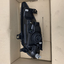 Load image into Gallery viewer, GENUINE RENAULT H/LAMP RH ME2 (7701047178)