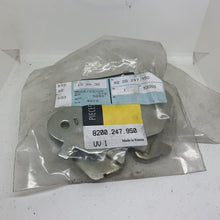 Load image into Gallery viewer, Genuine Renault Bonnet Latch (8200247950)