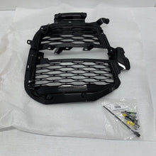 Load image into Gallery viewer, NEW GENUINE RANGE ROVER SPORT L494 FRONT LEFT BUMPER GRILLE FOG LIGHT SURROUND