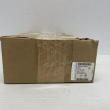 Load image into Gallery viewer, OEM VAUXHALL ASTRA ZAFIRA  93194877 93190314 FRONT FUSE BOX NEW