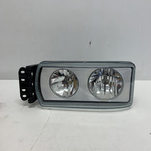 Load image into Gallery viewer, 2004 IVECO EUROTECH FRONT HEADLIGHT RIGHT SIDE 504020189