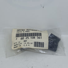 Load image into Gallery viewer, Genuine Renault 6025108561 BRACKET H LAMP