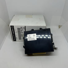 Load image into Gallery viewer, 46977002
