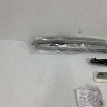 Load image into Gallery viewer, Genuine LAND ROVER DISCOVERY V L462 Roof Rails Kit VPLRR0156