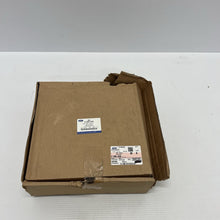 Load image into Gallery viewer, 46053008