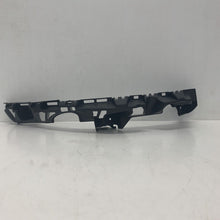 Load image into Gallery viewer, GENUINE RENAULT FRONT BUMPER SIDE SUPPORT (8200114674)