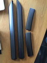Load image into Gallery viewer, Genuine Land Rover Side Trims