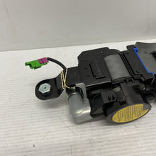Load image into Gallery viewer, Genuine Chevrolet Front Seatbelt with Tensioner 96936325