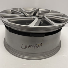 Load image into Gallery viewer, New OEM Land Range Discovery 22" 22x9.5 Alloy Wheel minor marks 2017- VPLRW0117