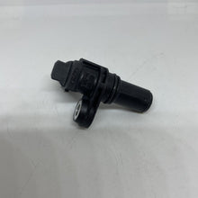 Load image into Gallery viewer, Genuine Jaguar XF Crankshaft Position Sensor XR858305