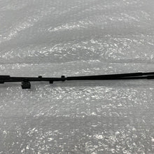 Load image into Gallery viewer, GENUINE RANGE ROVER EVOQUE 2012> FRONT SEAT BACK RECLINE LEVER RIGHT LR076169