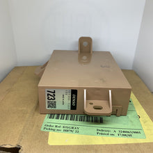Load image into Gallery viewer, Genuine Mazda amp control  brand new F15161540A