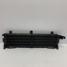 Load image into Gallery viewer, Genuine Land Rover Discovery sport 15 evoque 19- upper shutter LR181548