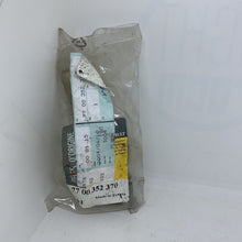 Load image into Gallery viewer, GENUINE RENAULT HANDLE MECH M2 (7700352370)