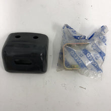 Load image into Gallery viewer, Genuine IVECO Bracket 98441240