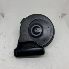 Load image into Gallery viewer, Genuine VW Passat B7 High Tone Horn 7N0951223A