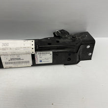 Load image into Gallery viewer, Genuine Vauxhall Insignia Bonnet Slam Panel 23433632