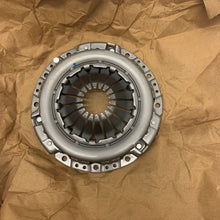 Load image into Gallery viewer, Genuine Kia cover assy clutch 4130002720 41300 02720