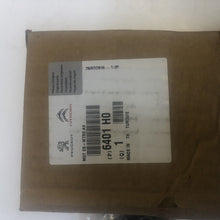 Load image into Gallery viewer, PEUGEOT BIPPER 1.3D Wiper Motor Front 2010 on 199A9.000 Marelli 6401G9 6401H0