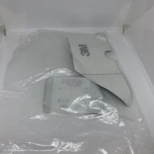 Load image into Gallery viewer, LAND ROVER RANGE ROVER EVOQUE L538 RH Hood Scoop Bracket LR027971 NEW GENUINE