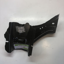 Load image into Gallery viewer, LAND ROVER DISCOVERY SPORT REINFORCEMENT - MEMBER RIGHT HAND. PART - LR027555