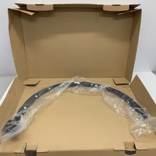 Load image into Gallery viewer, LR DISCOVERY SPORT L550 Front Left Fender Molding LR123731 NEW GENUINE