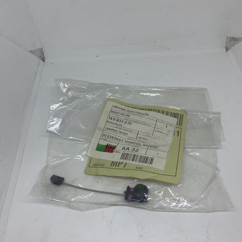 Genuine Cable With Clip Right VW Bora Eos Golf Variant 4Motion Jetta 1K5837070