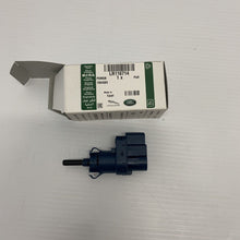 Load image into Gallery viewer, GENUINE Range Rover Sport &amp; Vogue 2013-2022 Brake Light Switch LR116714
