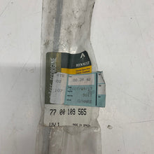 Load image into Gallery viewer, GENUINE RENAULT ENGINE OIL DIPSTICK (7700109565)