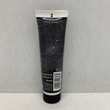 Load image into Gallery viewer, Wynn's Scratch remover professional formula for all paint finishes PN 42603