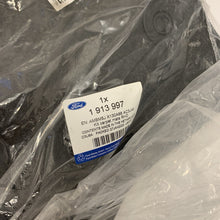 Load image into Gallery viewer, 45870608