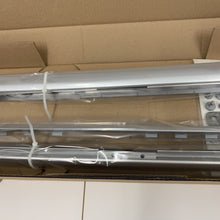 Load image into Gallery viewer, Genuine Land Rover Range Rover Sport 14- Roof Rails vplwr0103