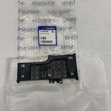 Load image into Gallery viewer, Genuine Volvo 31389186 COVER s60mk3 ashtray cover