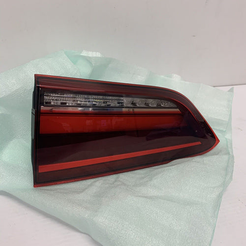 Genuine BMW Rear Light Tailgate Led Right 63217477718