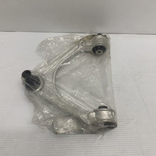 Load image into Gallery viewer, JAGUAR XE RANGE 2015> ALL NEW XF 2016> FRONT WISHBONE ARM LEFT GENUINE T2H3193