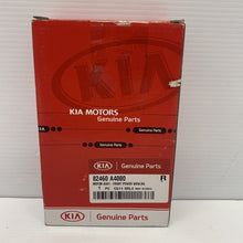 Load image into Gallery viewer, KIA CARENS WINDOW MOTOR FRONT RIGHT DRIVER SIDE OFFSIDE 82460A4000 MK3 RP 2014