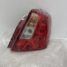Load image into Gallery viewer, GENUINE CHEVROLET LACETTI 2003 - 2009 NEW REAR TAIL LIGHT LAMP RIGHT 96551224