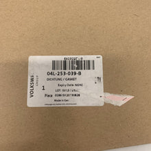 Load image into Gallery viewer, Genuine AUDI VW SKODA SEAT A1 A3 Cabriolet Seal 04L253039B