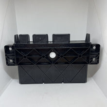 Load image into Gallery viewer, Genuine Land Rover Discovery Sport 15- Body Control Module lr128201