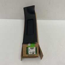 Load image into Gallery viewer, Genuine Landrover Discovery 5 17- rh rear door plate scuff LR099578