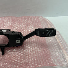 Load image into Gallery viewer, GENUINE VW POLO SEAT ARONA - STEERING COLUMN COMBI SWITCH 2Q0953513AIGI