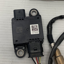 Load image into Gallery viewer, Bosch Particle Sensor VW 03N906261D - BNIB